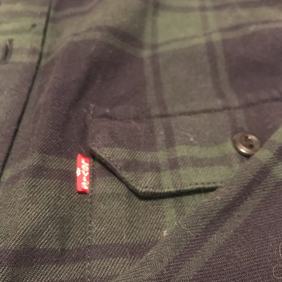Levi’s Plaid Flannel Button Up - Picture 3 of 3